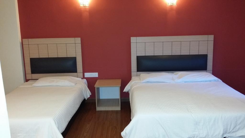 Smart Hotel Σερεμπάν Δωμάτιο φωτογραφία