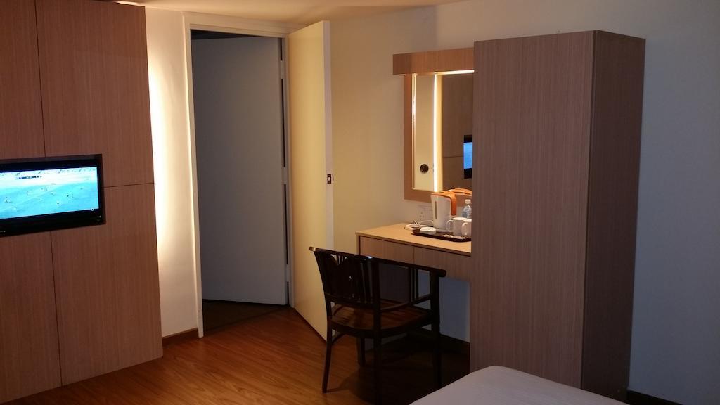 Smart Hotel Σερεμπάν Δωμάτιο φωτογραφία