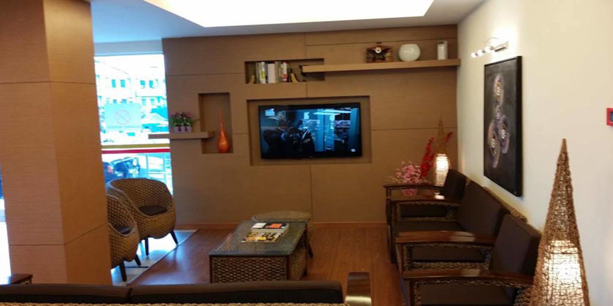 Smart Hotel Σερεμπάν Εξωτερικό φωτογραφία